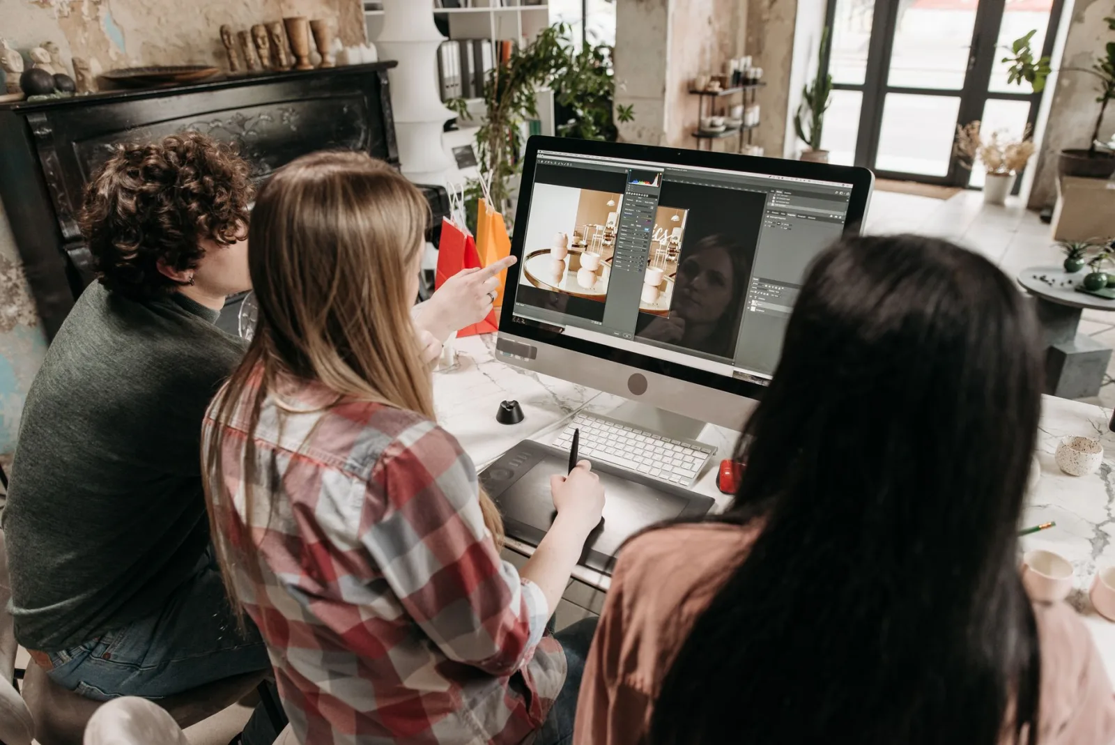A group working together, the collaborative spirit of the tools