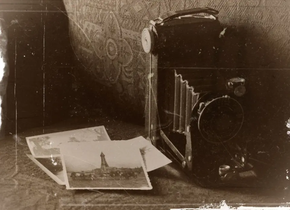 How to Add a Vintage Filter to Any Photo in 2026
