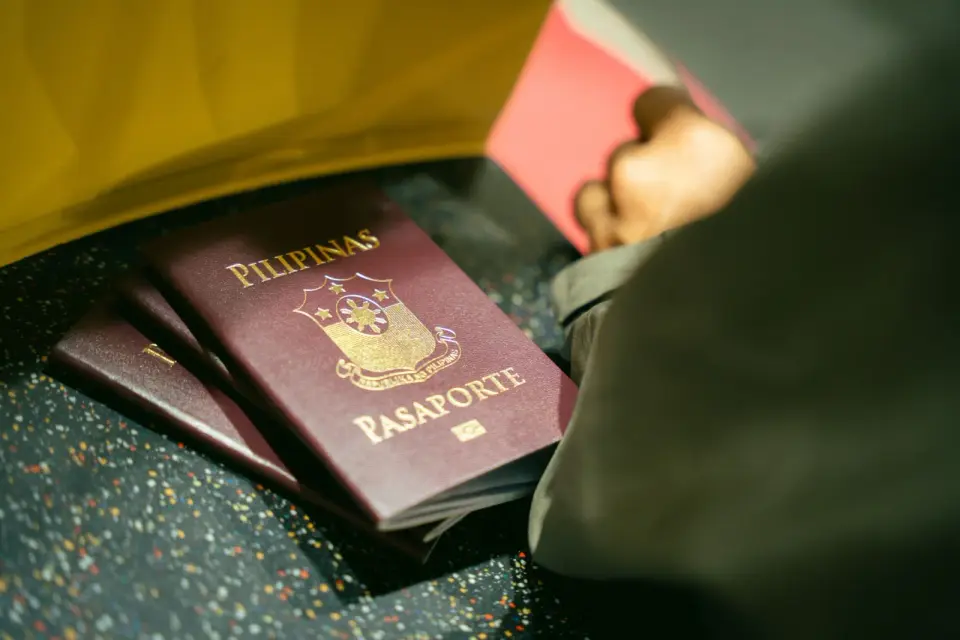 Cover image for Resize an Image to 2x2 Inches: Pixels, DPI, and Passport Specs