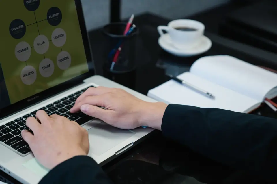 Cover image for Screenshot to Image: Save, Format, and Optimize Screenshots